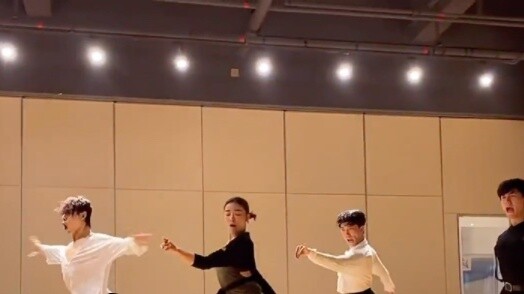 This damn samba is so exciting