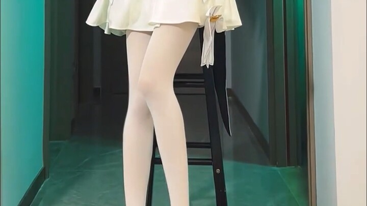 Which one do you want to hold... Starry Sky Railway Firefly cos