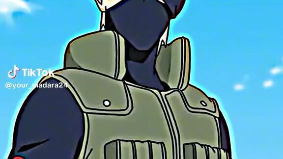 HATAKE KAKASHi