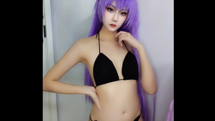 This is definitely the most ordinary swimsuit Merle Lilith you’ve ever seen online!