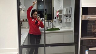 Chiếc tủ lạnh khiến một phụ nữ Thượng Hải trở thành chủ đề nóng hổi có giá 46.500 nhân dân tệ! Có đá