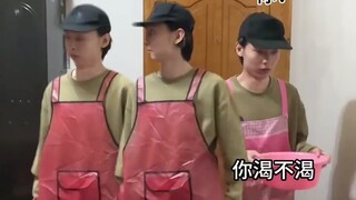 原来保洁大爷才是暑假工