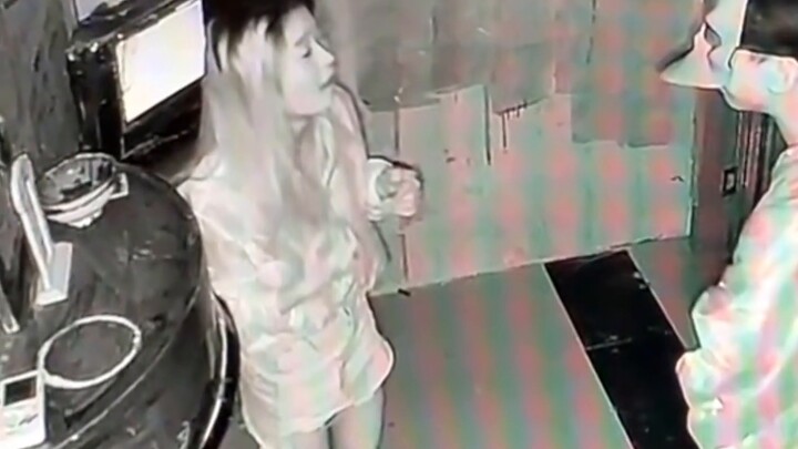 รวบรวมฉากตลกๆ ในบ้านผีสิง ช่วงเวลาตลกๆ ที่ถูกจับตามอง และฉากการตายทางสังคมระหว่างผู้เล่นและ NPC