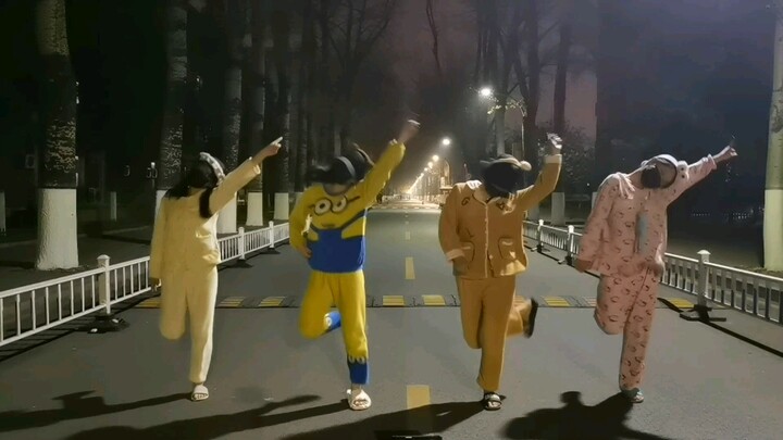 零点搞笑四人组（这个学校已经没有我们在乎的人了）