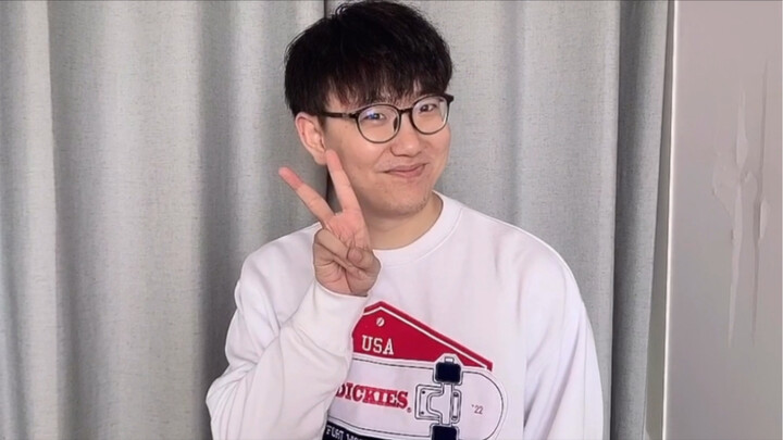 วันนี้ได้ดูพี่ๆ หนุ่มๆ หลายคนเลย แฮปปี้มากเลย