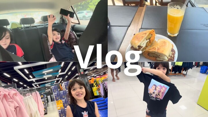 Passeio em Manaus - família 在马瑙斯市的家庭出游