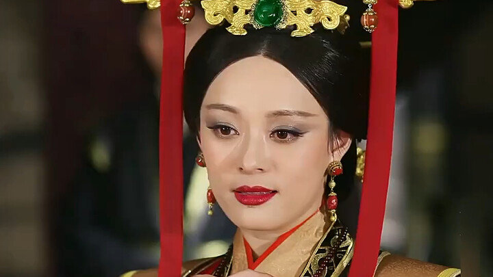 The late emperor had passed away for many years, and the empress dowager was pregnant!