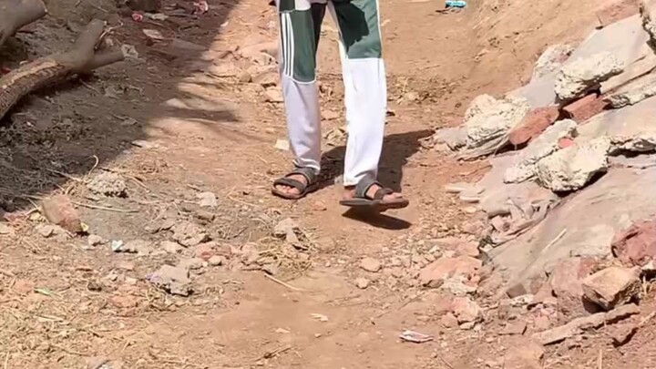 Zameen par gira paisa uthane ki bhool! 🤣💀Wait For End