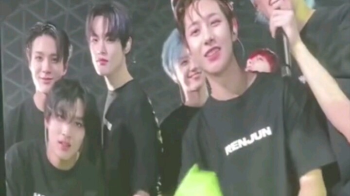 【NCT DREAM】Kalau tujuh wajah ini menatapku, sepertinya aku bakal pingsan karena terpesona deh
