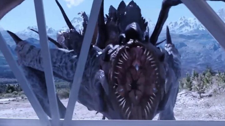 These guys are hardcore—they actually captured a terrifying creature alive using this method!