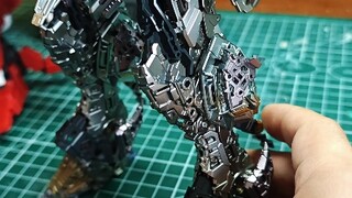 Khung tán mô hình đã đổi màu, bạn thích màu nào hơn?