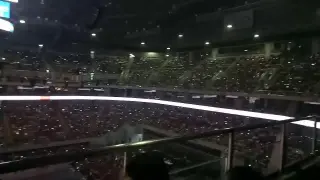 PH ARMY singing BS&T (THE WINGS TOUR IN MANILA)