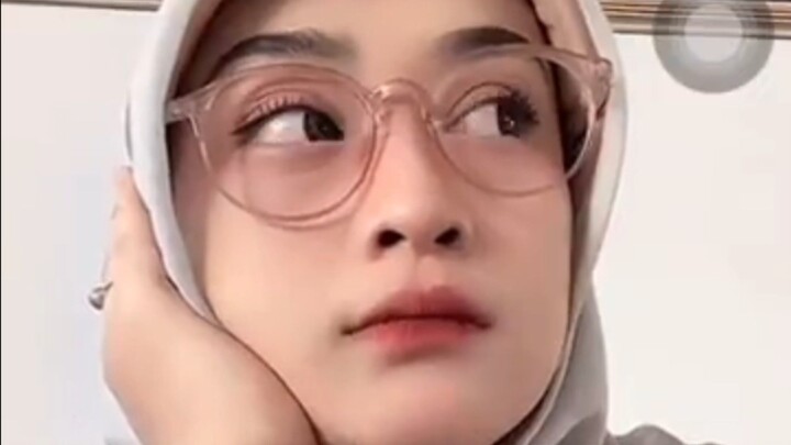 kalian pasti Ngk Kenal Dia..😁