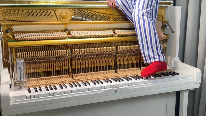 Tôi nghe nói những người chơi piano rất thanh lịch
