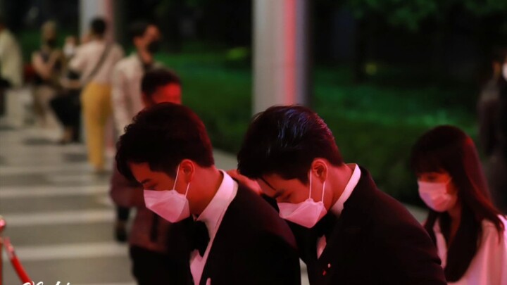 Watching it over and over—this has to be an iconic scene that the entire CP community has never seen