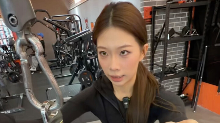 เช้าของเฟยเฟย…?! กล้ามเนื้อของฉันหายไปแล้ว!