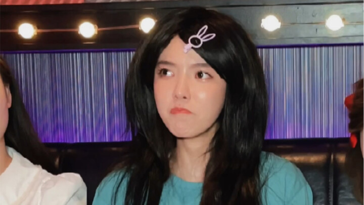 Có gì thì nói rõ luôn hôm nay đi.