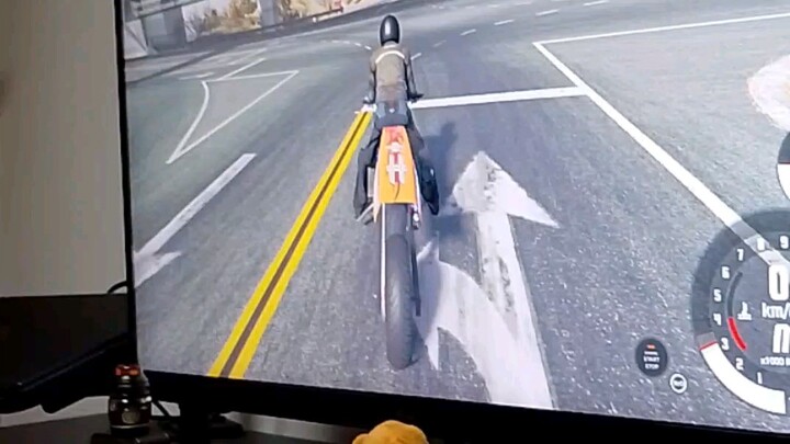 AlTu777 y sus pedazos de motos