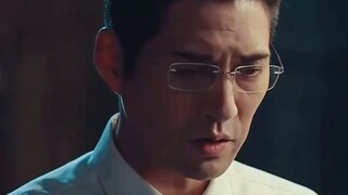 โอ้ โม โอ้ โม! เสี่ยวจื่อไจ้มีน้ำใจสุดยอดจริงๆ! แม่ถามฉันว่าทำไมฉันถึงคุกเข่าดูโทรศัพท์!