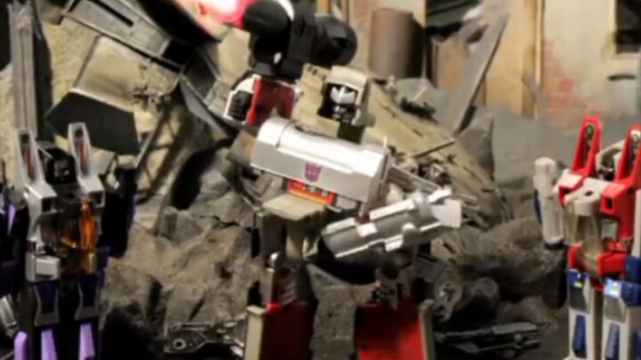 Megatron Unleashes a Mad Burst of Fire