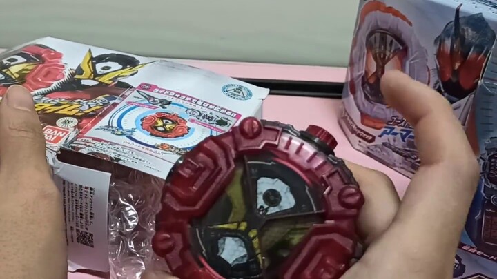 Pengemasan Tas Keberuntungan Kamen Rider! Untuk 2.000 yuan, Shiwang, silakan langsung lulus! ! vq