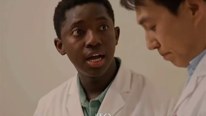African students in China learn medicine — their surprisingly fluent Mandarin has everyone cracking 