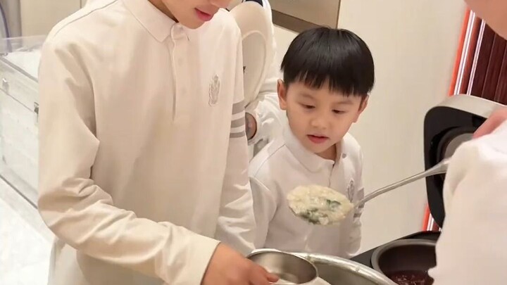 Let’s see what these seven picky-eating-free kids eat every day!