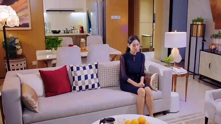 A pregnant woman in her third month suddenly experiences fetal demise, but the man only knows how to