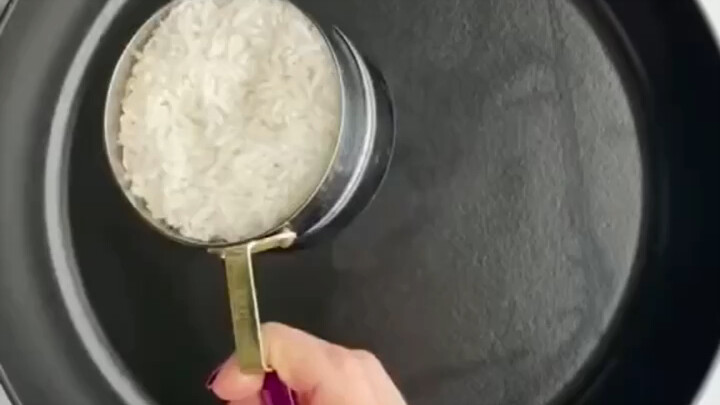 You foreigners don't understand the soul of fried rice at all
