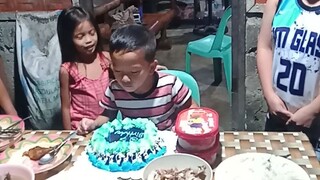 birthday of my One and only sOn SeaN gaRnEtT tuYoR belated Happy birthday 🎈🎈🎈🎂🎂🎂 nak