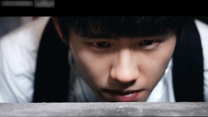 “เมื่อเสียงของ Savage ดังขึ้น Qin Feng ก็ปรากฏตัวขึ้นบนเวที”