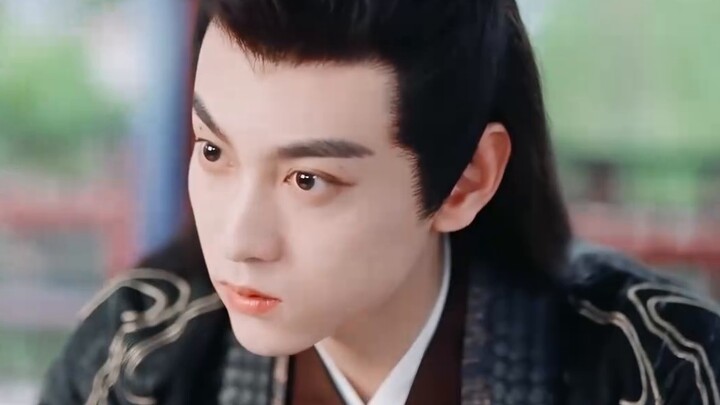 Berhala kuno baru datang! Ternyata pria yang bisa menopang hiasan kepala jelek itu sangat tampan! Di