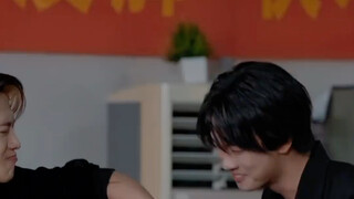 综艺脚本会骗人，行为细节不会，王嘉尔的一些行为真的很暖心#浪漫资本嘉