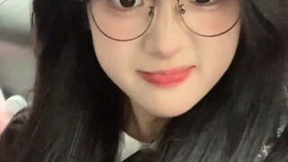 本人在线辟谣：不像！