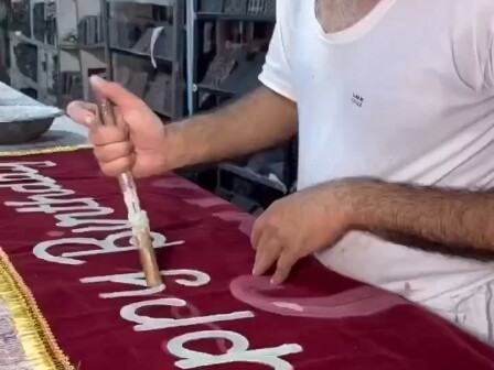 Chữ viết tay còn đẹp hơn cả máy in!