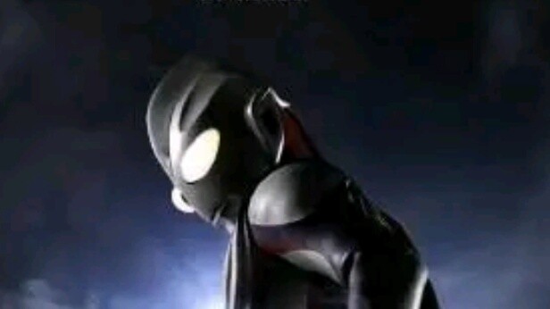 لقد وصلت إلى عالم كثورو، ورأيت إلهًا شريرًا يهدد بتدمير العالم، وفي لحظة يأسك، ظهر عملاق متوهج بالكا