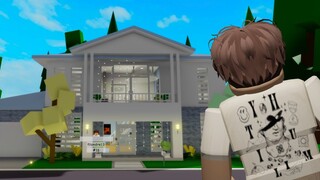 Brookhaven RP | NEW HOUSE AND EMOTES UPDATE!