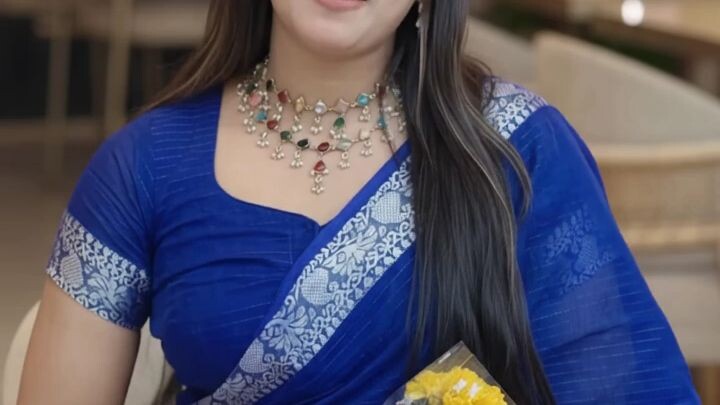আমার ভিডিও আপনার ফোনে চলছে বলে আমি আপনাকে ভালোবাসি