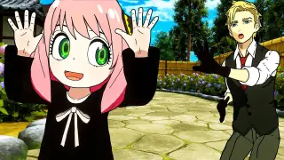 Anya Looks For a New Mom! (VRChat)
