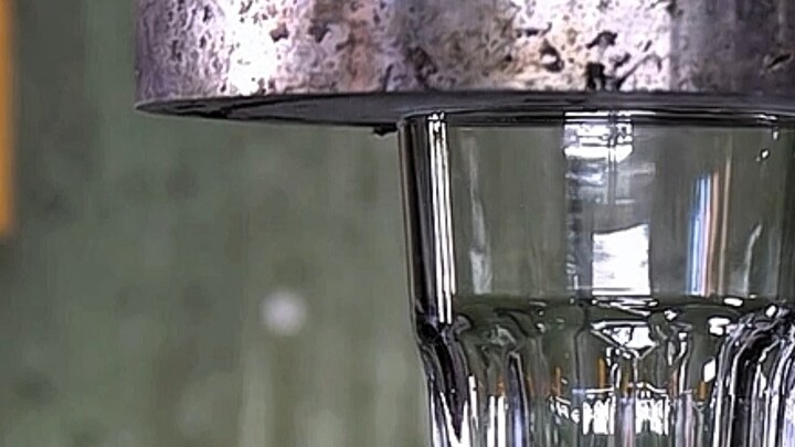 India challenges China's manufacturing, glass cups for comparison