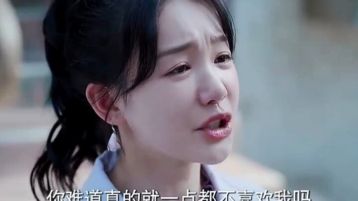 After retaking the college entrance exam, Ding Xian got into Huaqing and went to confess to Zhou Siy