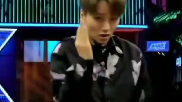 When a street dance rookie imitates Liu Yuxin's This is Street Dance 100 to 50 video...