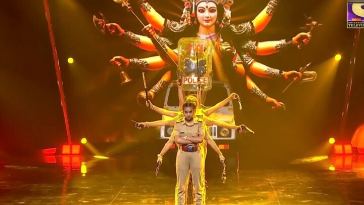 I don't know the hardship, I don't believe in gods and Buddhas, I once thought I didn't need the pro