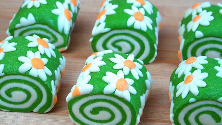 Only today did I realize that steamed buns and flower-shaped rolls can be made so beautifully, and t