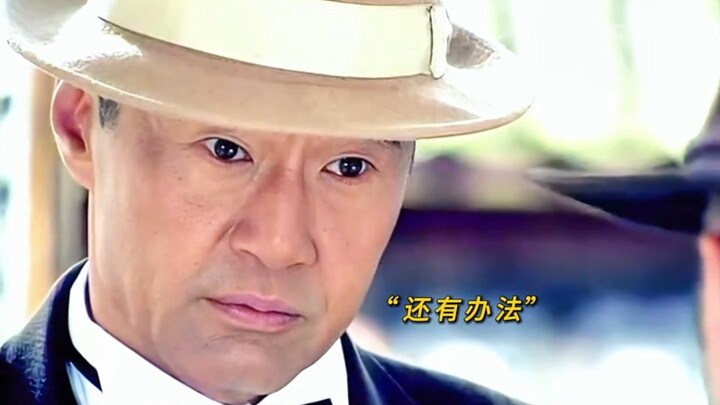 Pemuda yang terluka mengoleskan jeruk merah hingga membuat sang guru marah, tetapi justru karena itu