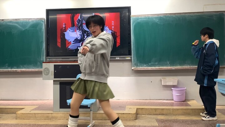 New Year's Eve party in class dancing [king] ❗❗