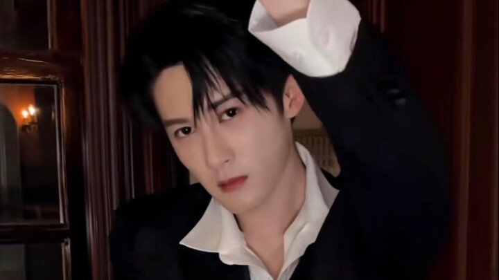 หน้าตาเย็นชา กระโดดเพิ่มกำมะหยี่ เขย่าไท้เก๊ก ทรงพลังมาก!