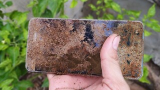 Found broken phone under chili tree | Restoration destroyed abandoned phone