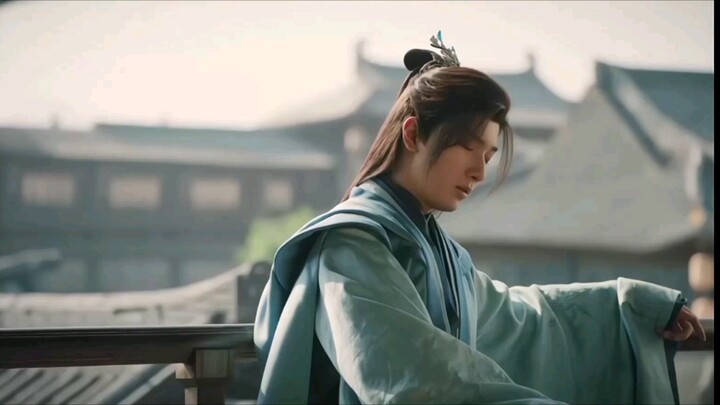 Sejak kemampuan bela dirinya dirusak, wajahnya kerap tampak pucat pasi.