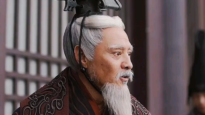 Chu Thiên Tử: Tần Doanh, đồ gia nô nuôi ngựa nhà ngươi! Đại Tần Phù